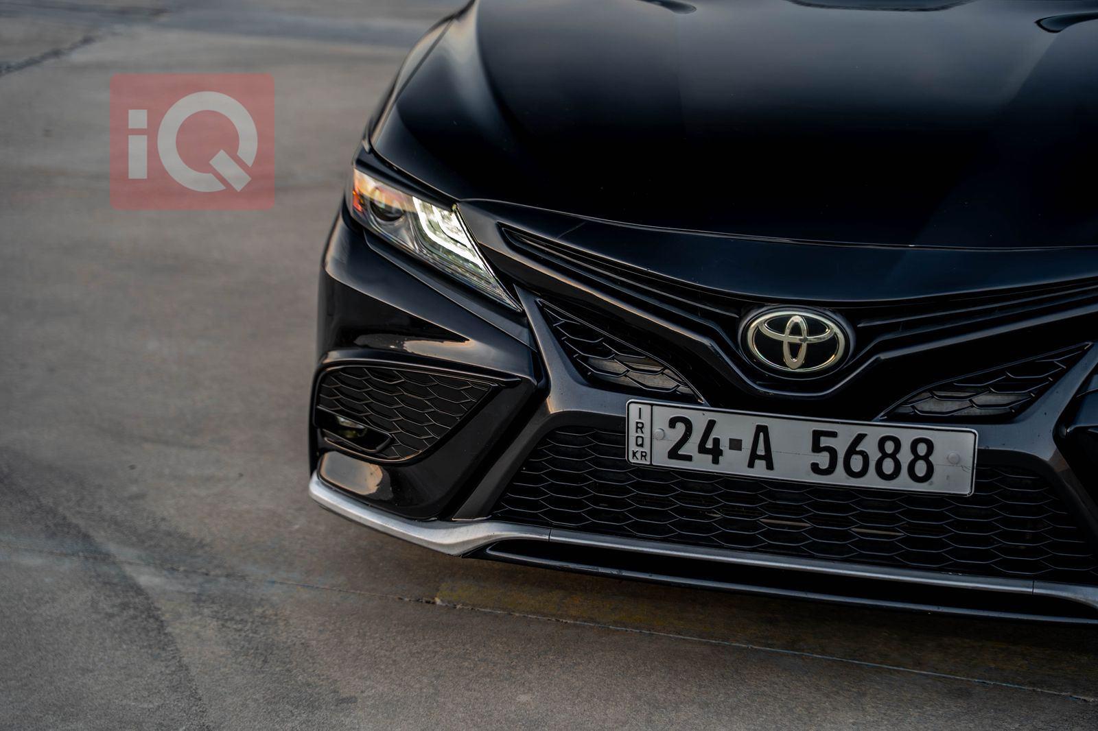 تۆیۆتا کامری